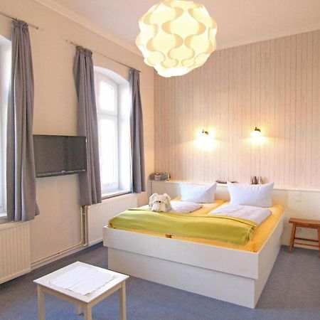 Готель Kapitaenshaus-Lassen-Zimmer-Amistad Вестерланд Екстер'єр фото